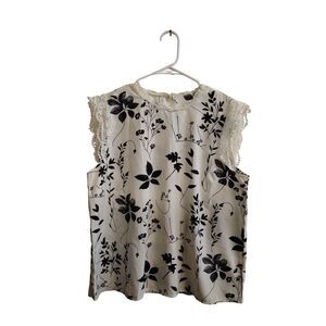 SHEIN 1xl Women's White‎ and Blue Floral Print Sleeveless Blouse